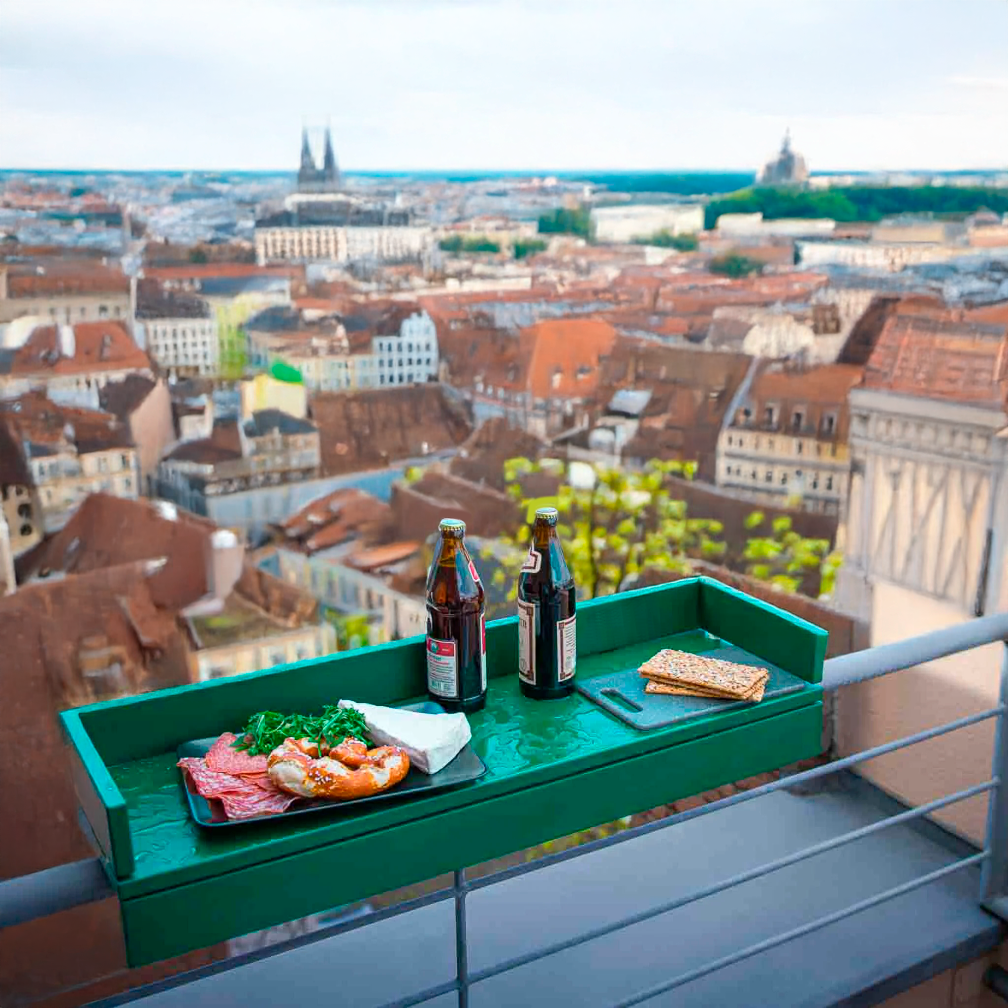 Handcrafted solid oak balcony table – foldable design for small spaces | Handgefertigter Balkontisch aus massiver Eiche – klappbares Design für kleine Balkone – Kraswood