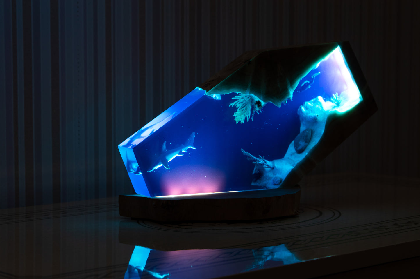 Handcrafted lamp made of wood and epoxy resin | KrasWood