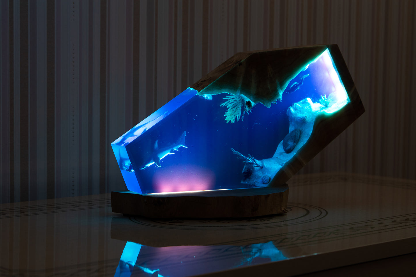 Handcrafted lamp made of wood and epoxy resin | KrasWood