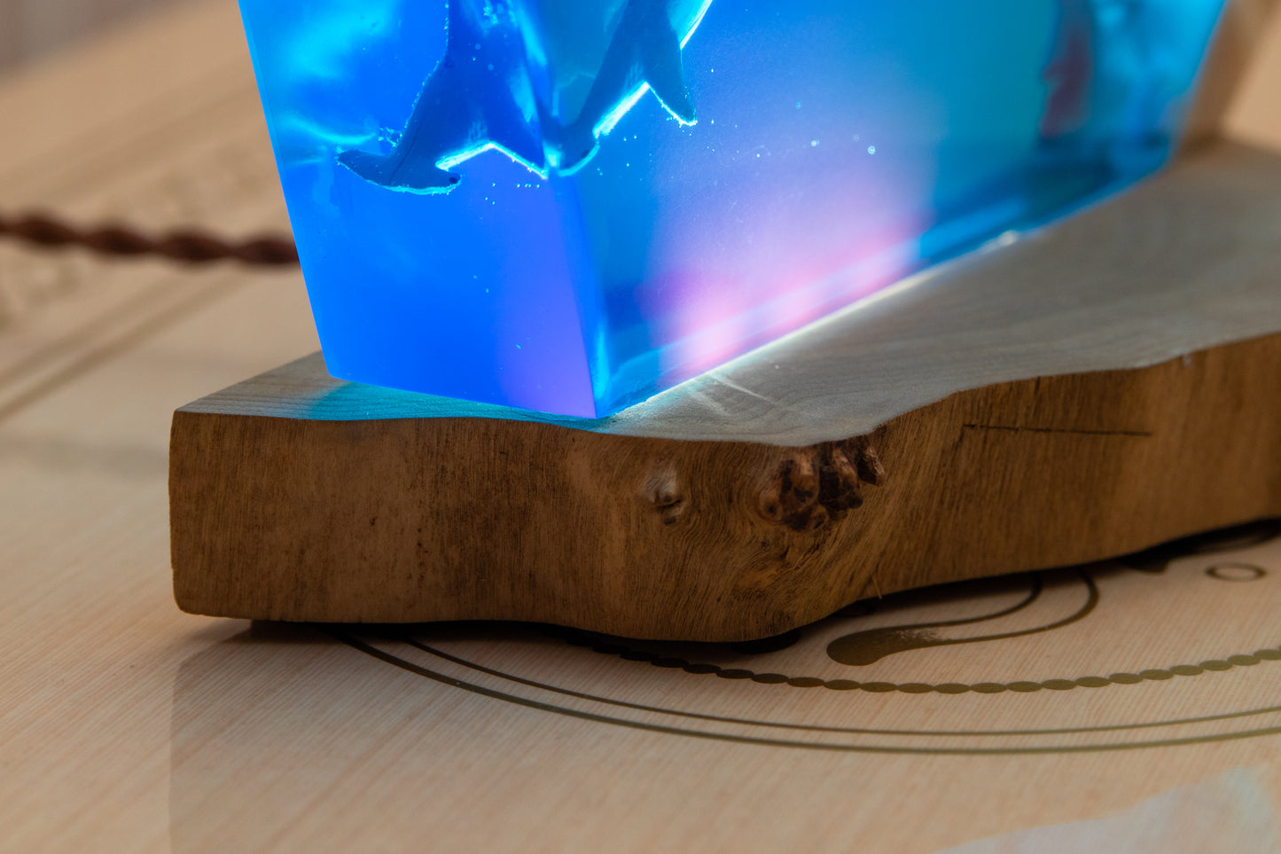 Handcrafted lamp made of wood and epoxy resin | KrasWood