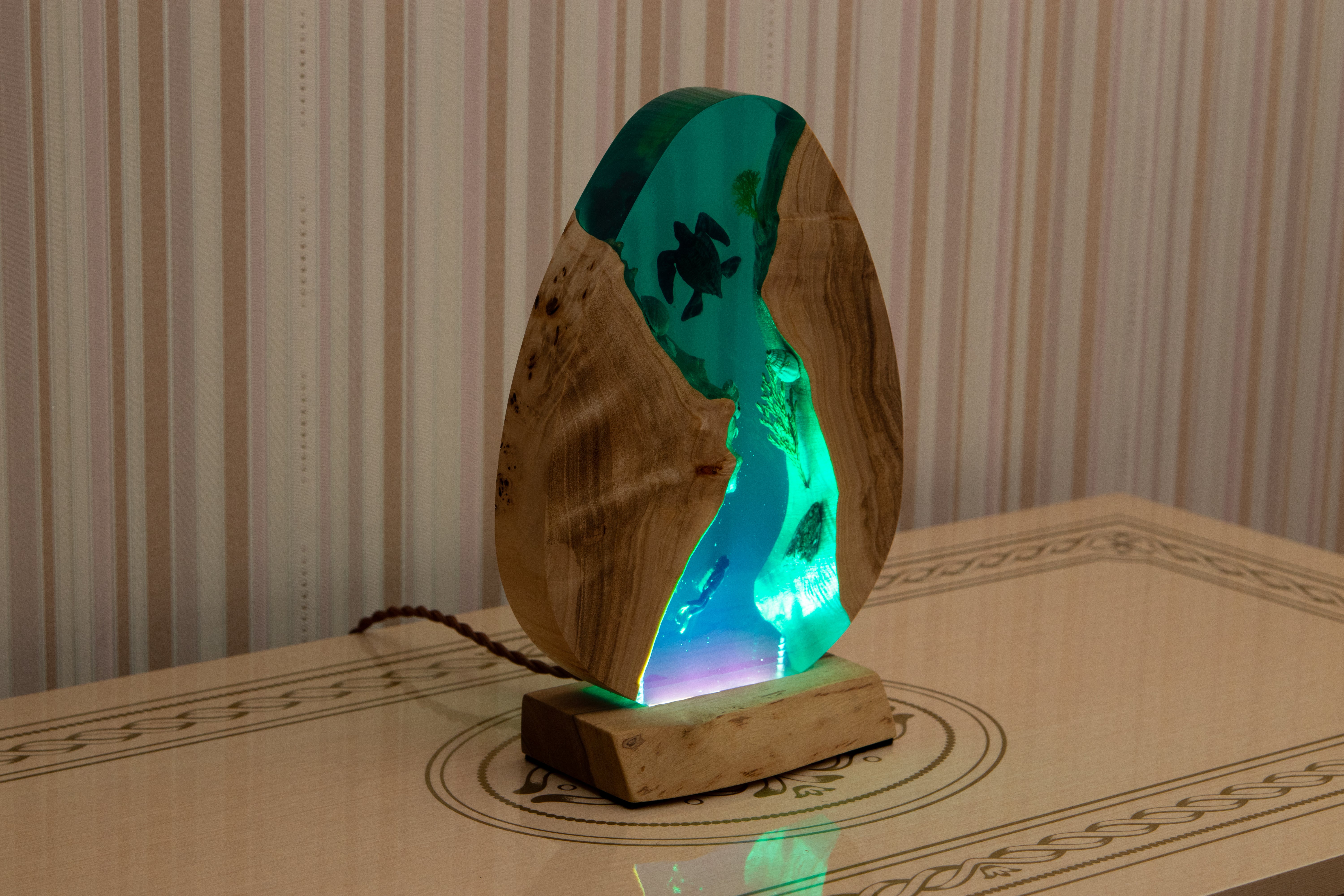 Handcrafted lamp made of wood and epoxy resin | KrasWood