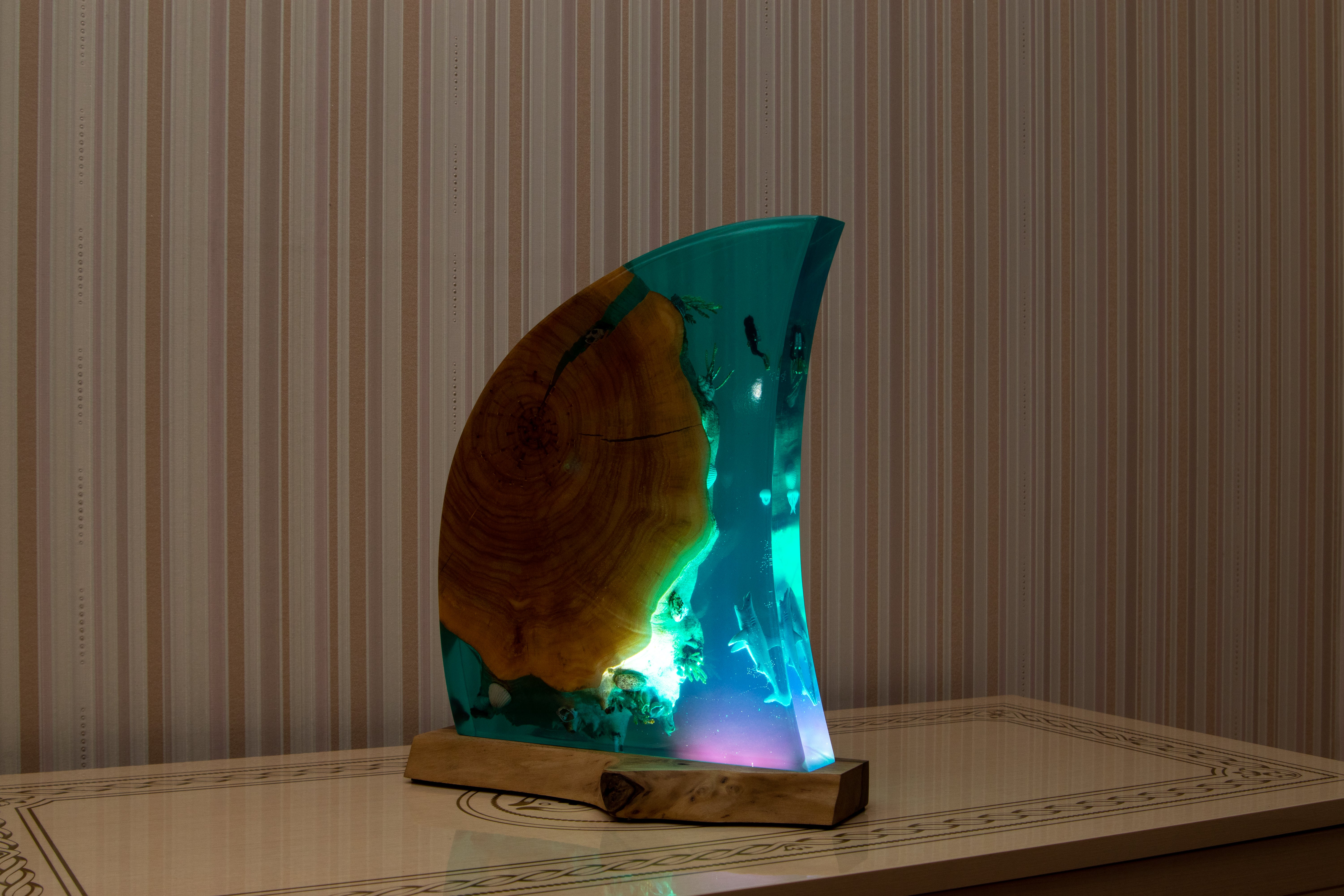 Handcrafted lamp made of wood and epoxy resin | KrasWood