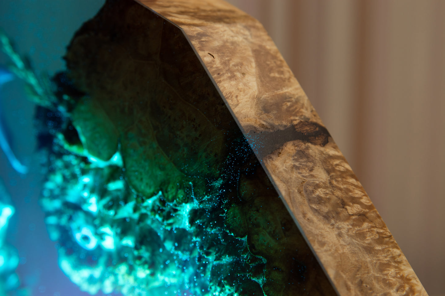 Handcrafted lamp made of wood and epoxy resin | KrasWood
