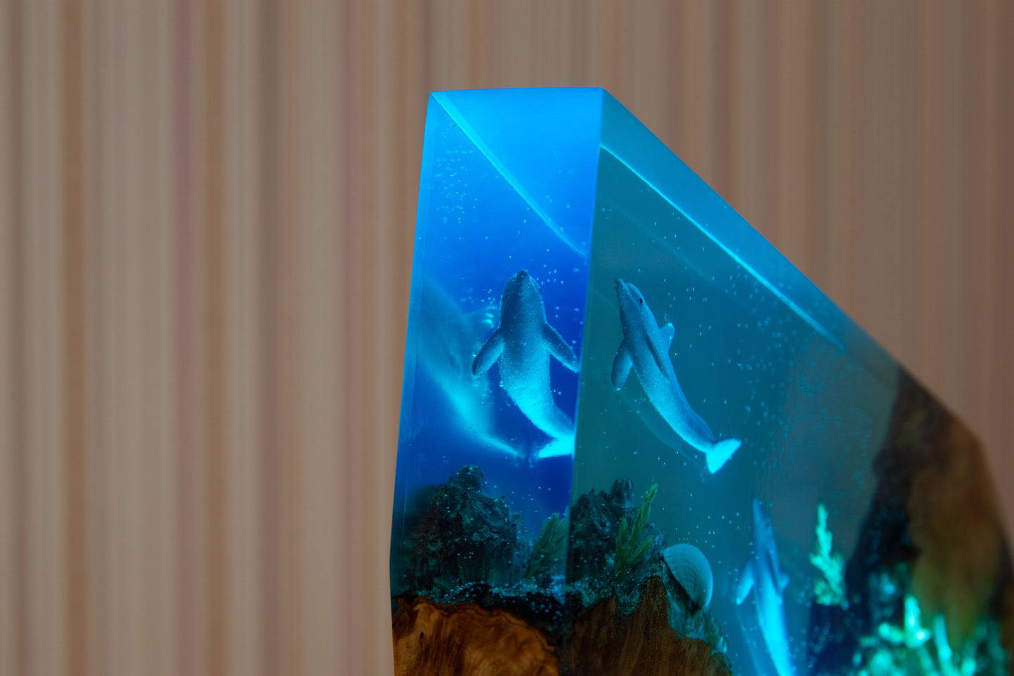 Handcrafted lamp made of wood and epoxy resin | KrasWood