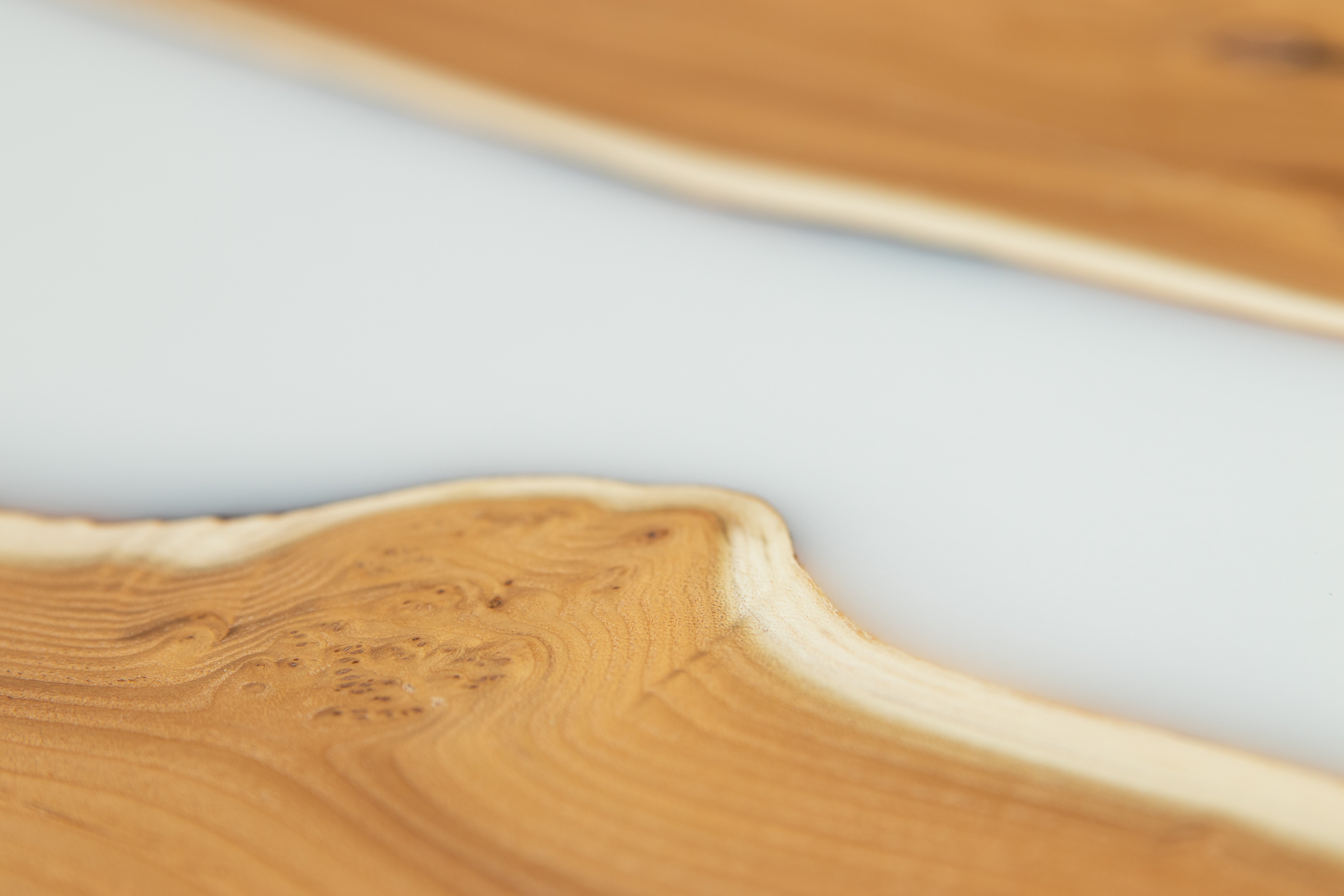 Wine table made of wood and epoxy resin | KrasWood